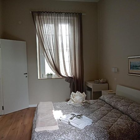 Room 369 Termoli Exteriör bild